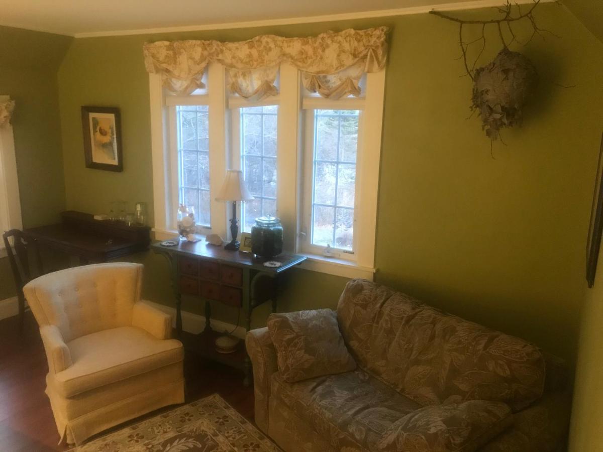 Howarth House Bed And Breakfast Fitchburg Ngoại thất bức ảnh