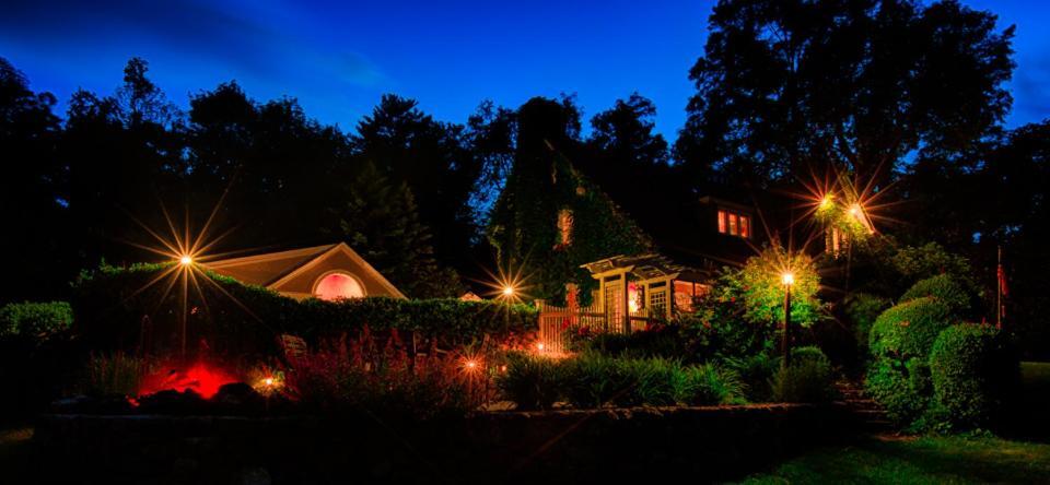 Howarth House Bed And Breakfast Fitchburg Ngoại thất bức ảnh